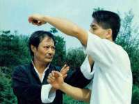 骥子龙文融资租赁（深圳）有限公司
